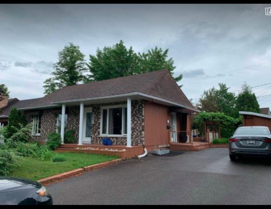 Tinga Home Chicoutimi Εξωτερικό φωτογραφία